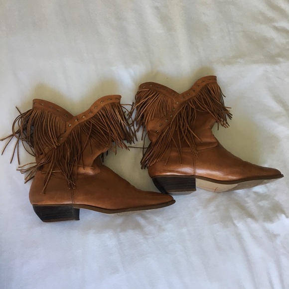 CLICKS, leather fridge hippie boho booties - Picture 1 of 5